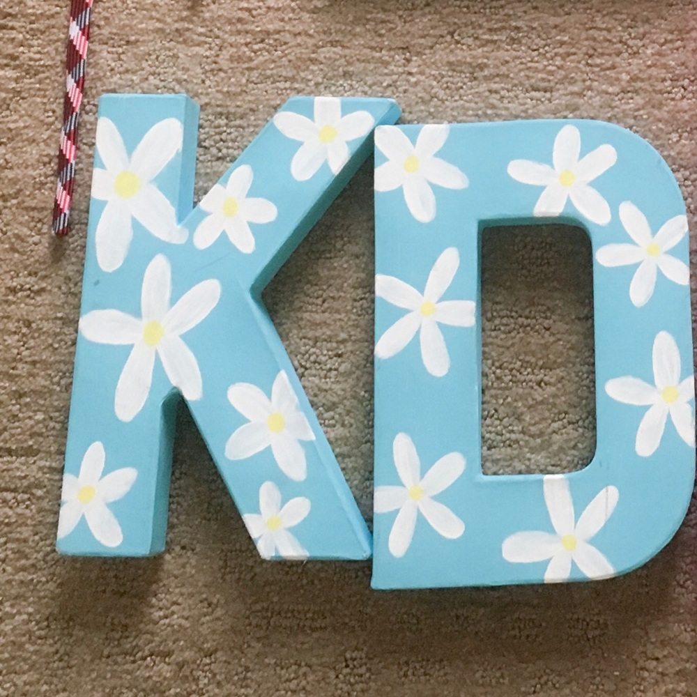 Kappa delta (kd) wooden letters